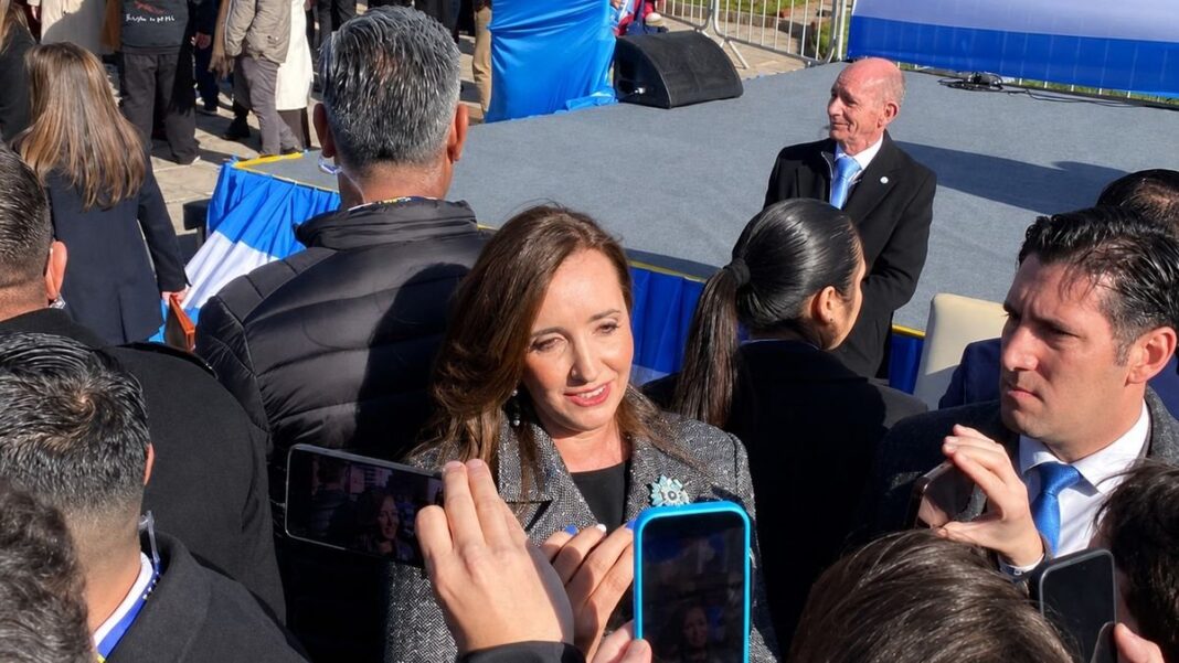 Victoria Villarruel en el acto del Día de la Bandera en Rosario