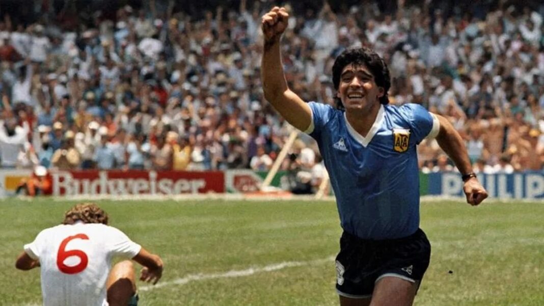 Jugadores de Argentina e Inglaterra en un partido de la Copa del Mundo