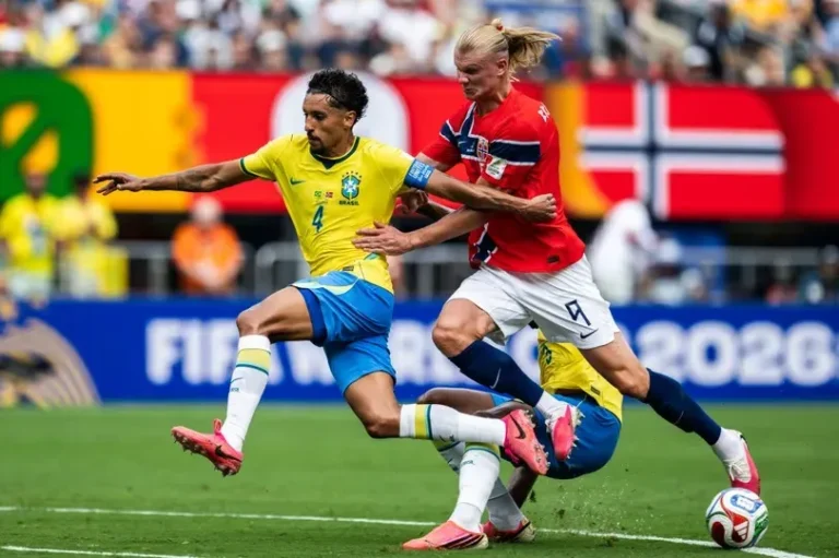 Jugadores de Noruega celebrando un gol ante Brasil en el Mundial 2026