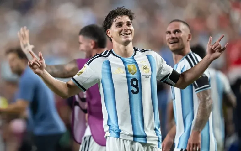 Jugadores de la selección argentina celebrando un gol durante el Mundial 2026