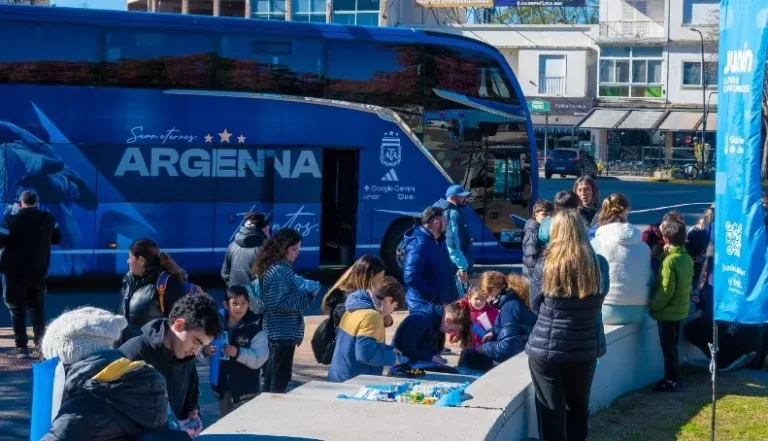 Colectivo oficial de la Selección Argentina en Junín