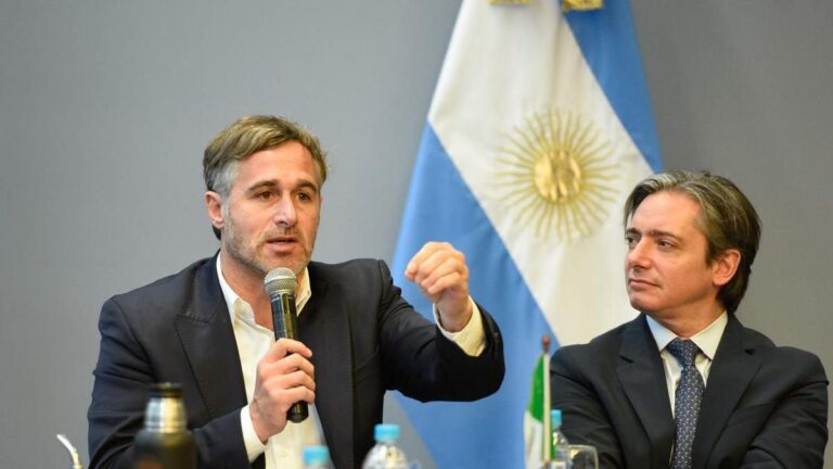 Federico Achával y Martín Llaryora durante el encuentro Experiencia Foco