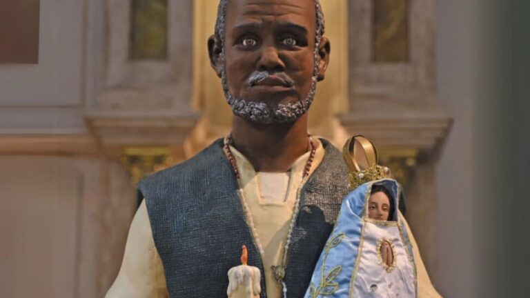 Representación del Negro Manuel junto a la Virgen de Luján