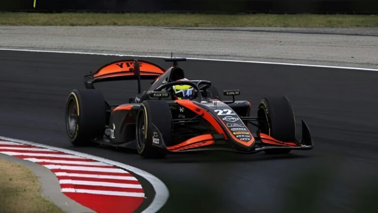 Nicolás Varrone compitiendo en el Hungaroring durante el GP de Hungría de Fórmula 2