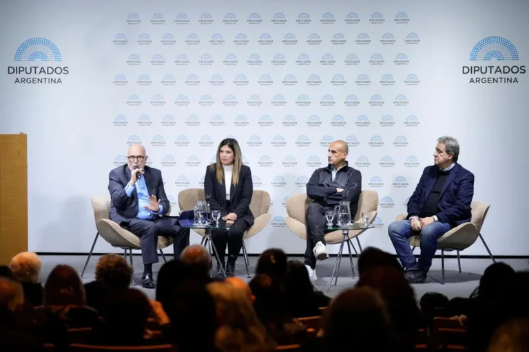 Oscar Ponce en el Congreso durante la jornada de debate sobre el Monotributo