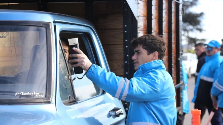 Agente de tránsito en la provincia de Buenos Aires