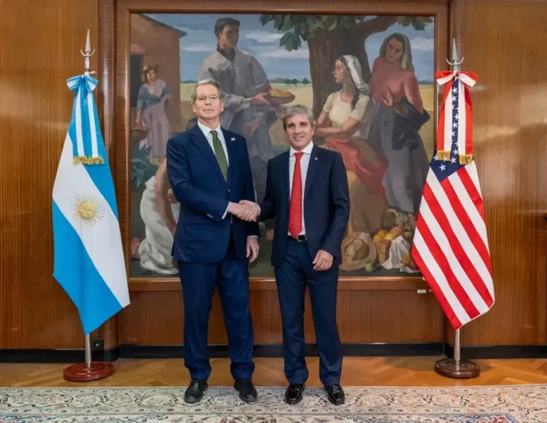 Luis Caputo en reunión del G20
