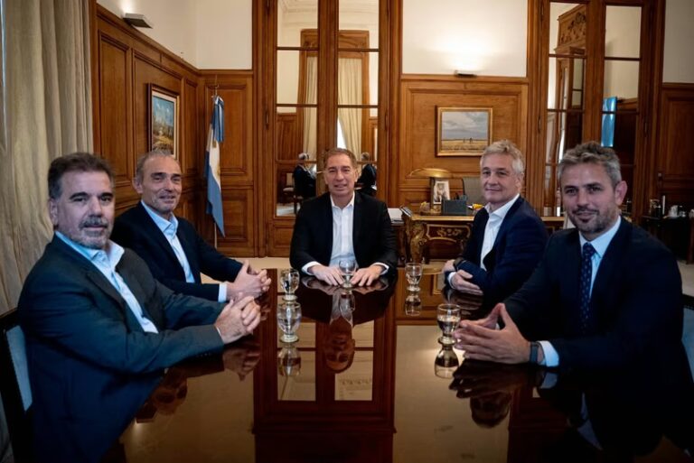 Reunión en la Casa Rosada entre referentes del PRO y La Libertad Avanza