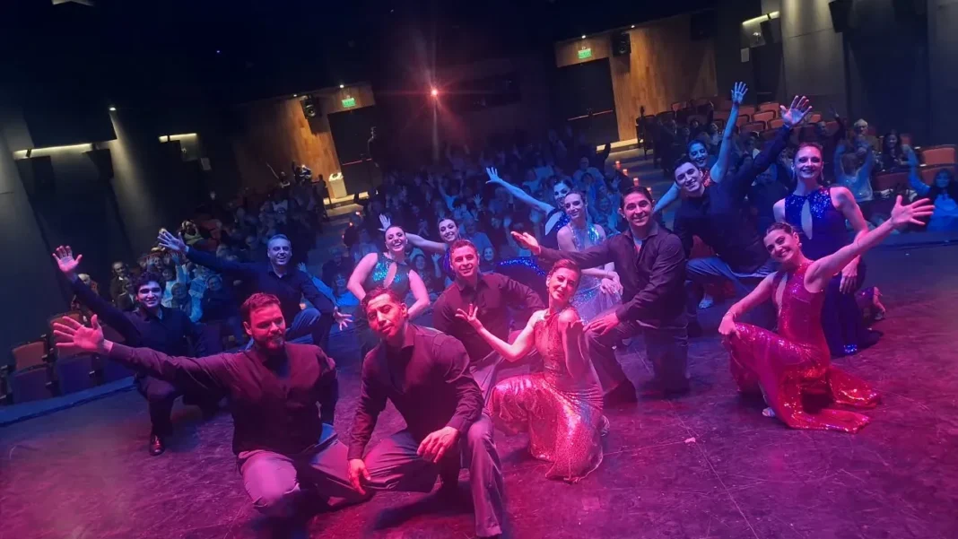 Espectáculo de tango Junta Brava en el Cine Teatro Roma de Alberti