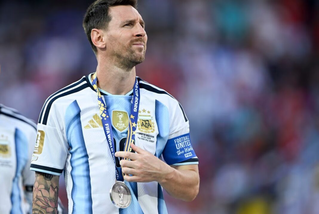 Lionel Messi con la camiseta de la Selección argentina