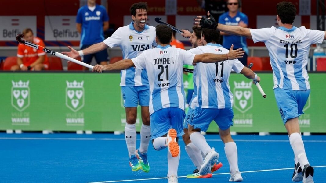 Los Leones celebran la victoria ante Países Bajos por el tercer puesto del Mundial de Hockey