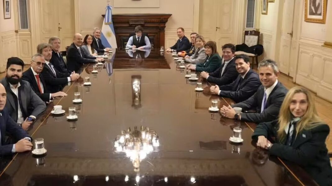 Reunión de Gabinete en Casa Rosada con el presidente Javier Milei