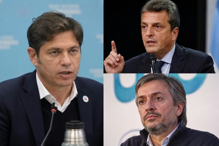 Reunión de dirigentes peronistas en una mesa de trabajo