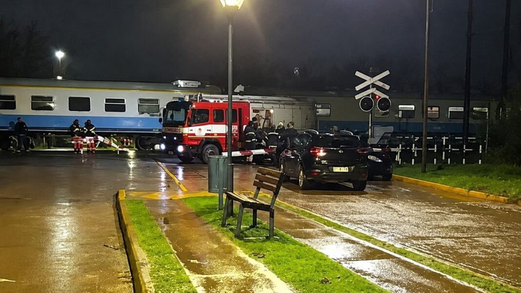 Paso a nivel en Maipú donde ocurrió el accidente
