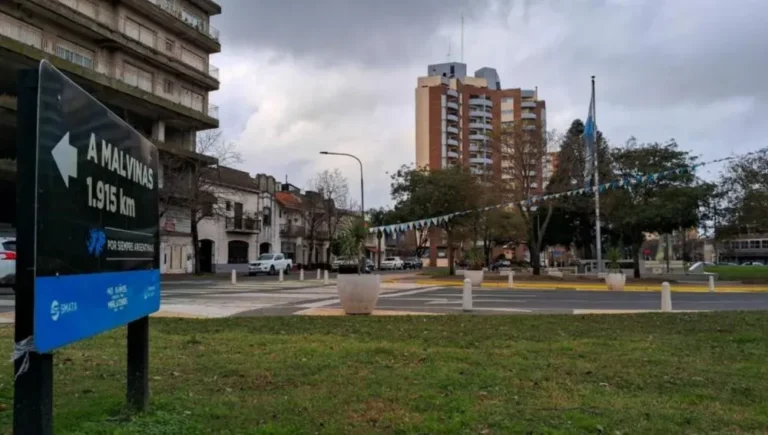 Plaza Veteranos de Malvinas en Junín