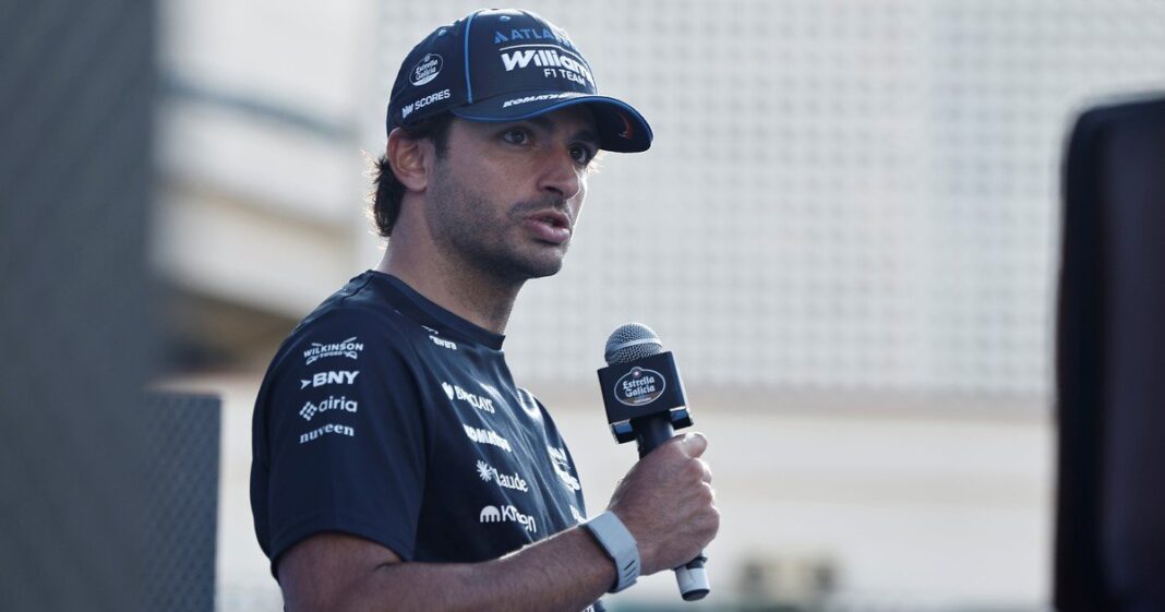 Carlos Sainz en la fanzone de Williams en Madrid