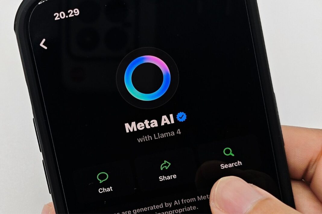 Captura de pantalla de WhatsApp mostrando el menú de opciones de Meta IA