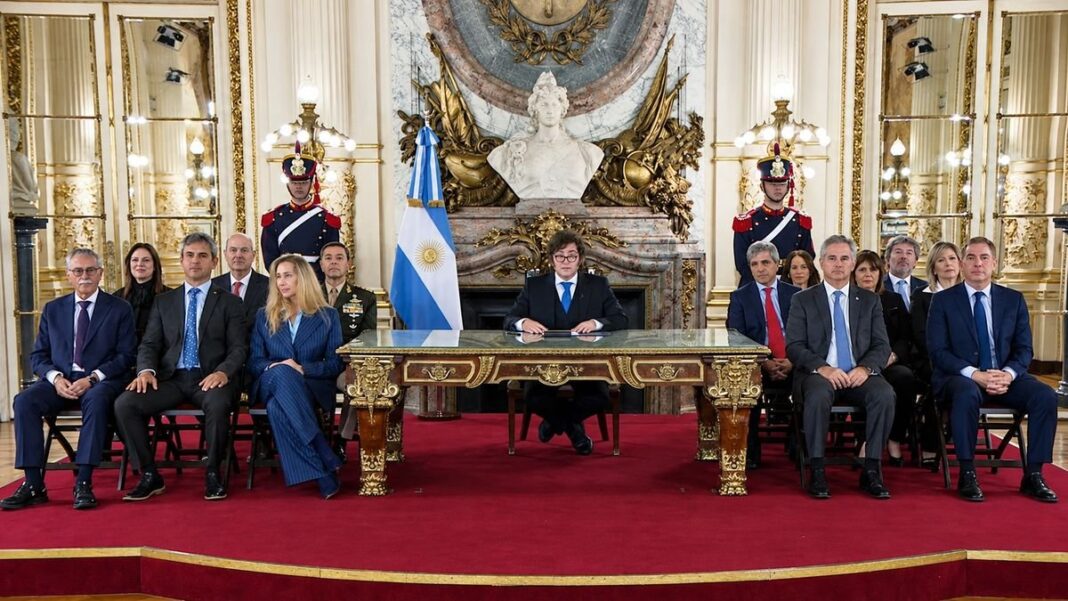 Reunión del G6 con empresarios