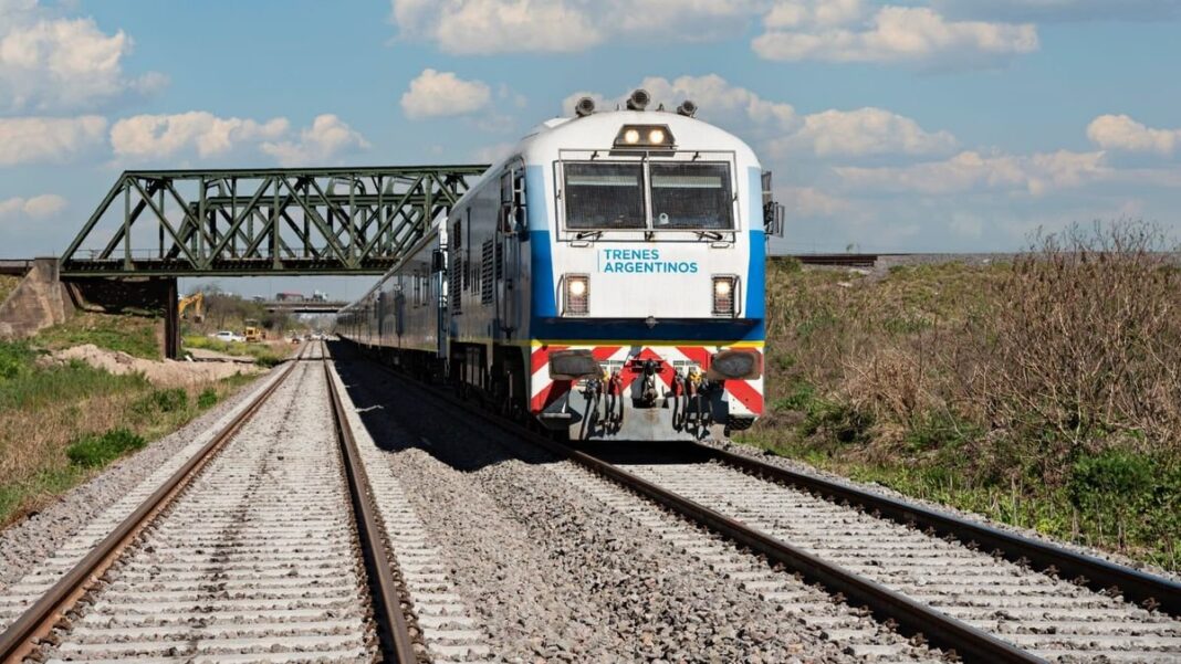 Tren a Mar del Plata en la estación Constitución
