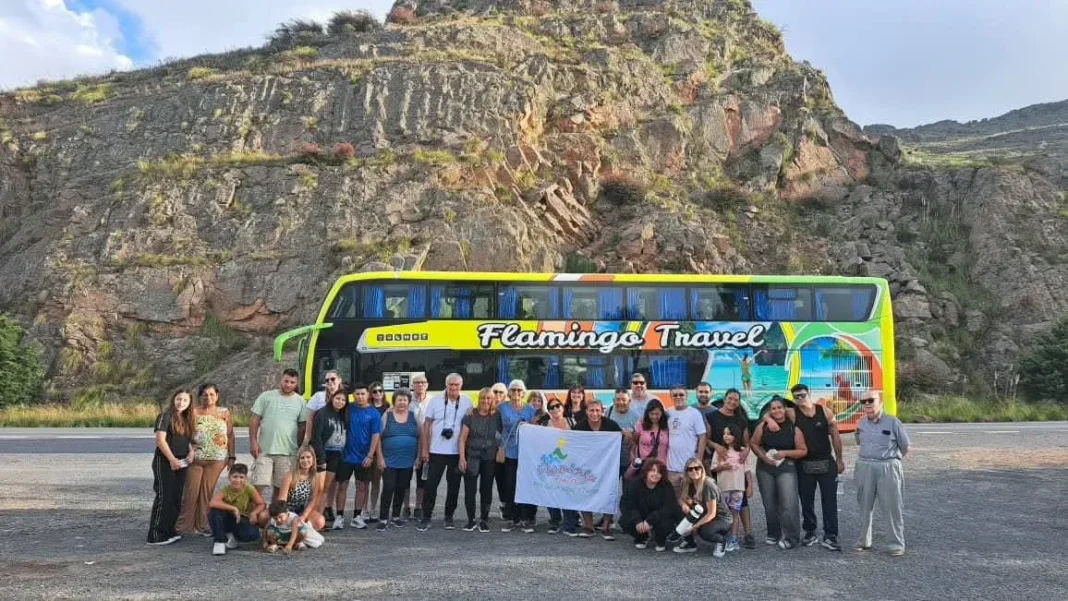 Fachada de agencia de viajes Flamingo Travel