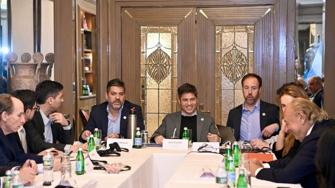 Axel Kicillof y Javier Milei en Nueva York
