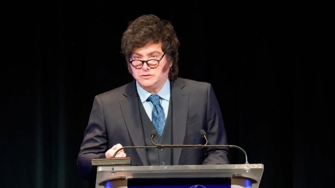 Javier Milei durante su conferencia en la sede del Citi Bank en Manhattan