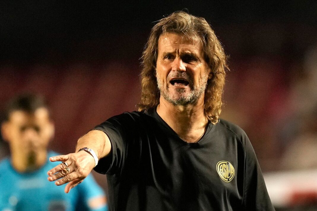 Rubén Darío Insua durante un partido de San Lorenzo