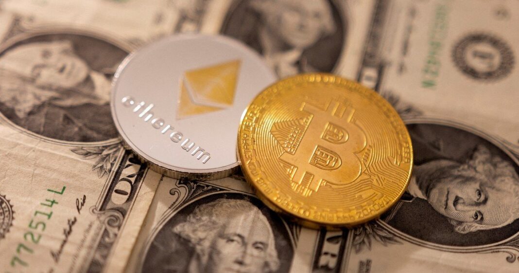 Representación gráfica del Bitcoin con cotización en dólares y pesos