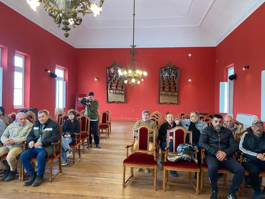 Sesión del Concejo Deliberante de Junín donde se aprobó el reconocimiento a los veteranos del TOAS